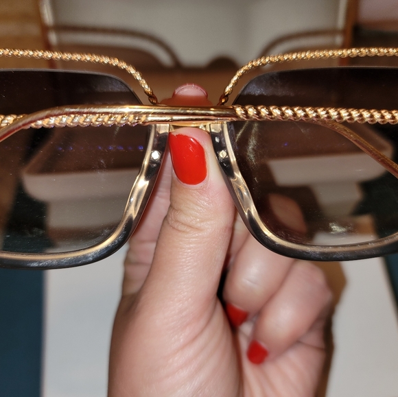 Sunglasses - Picture 2 of 4